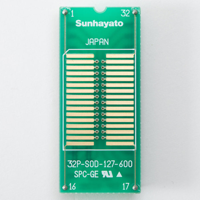 写真：変換アダプター（1.27mmピッチ／32ピン）（32P-SOD-127-600）：正面