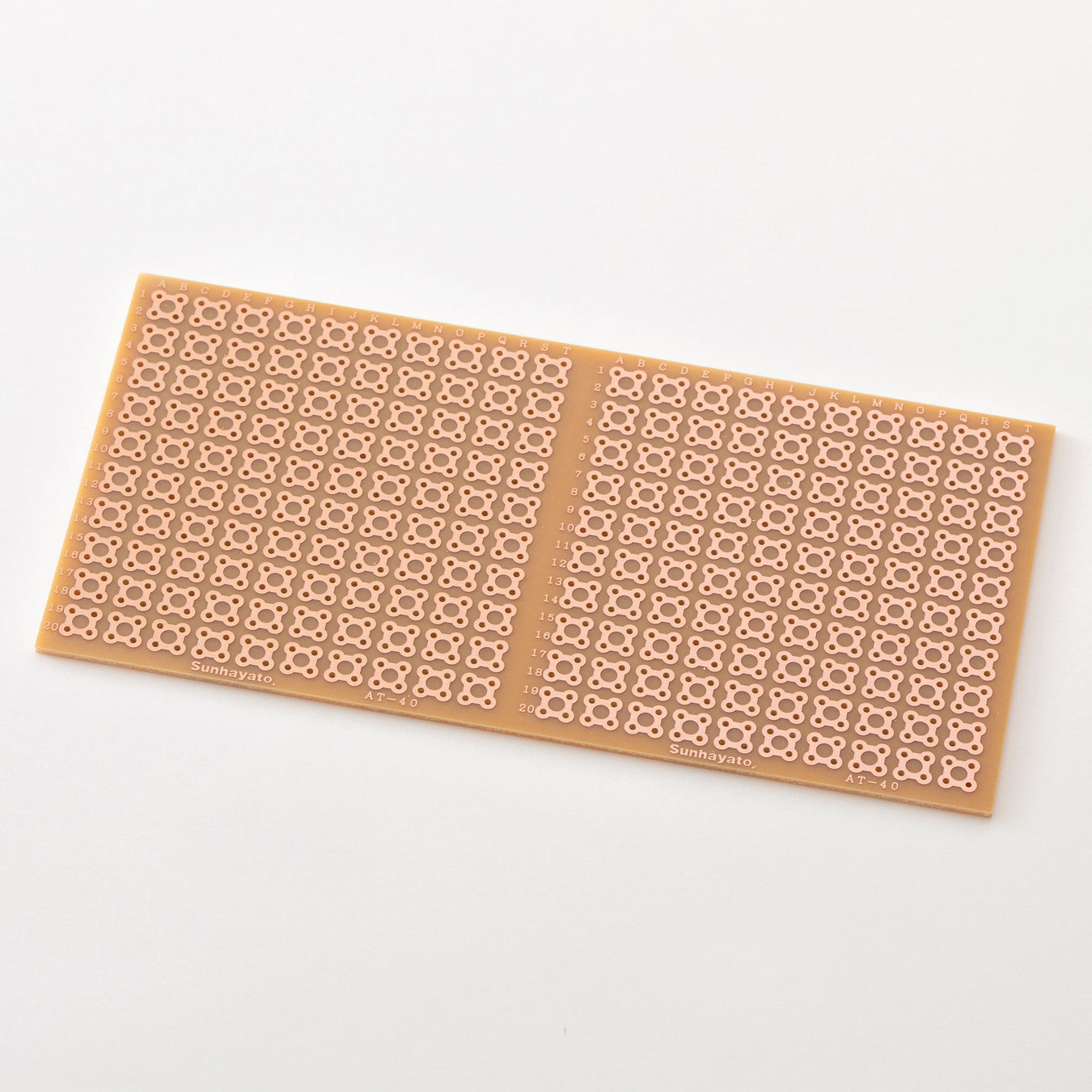 写真：※在庫限り※4mmピッチ基板（86×172×1.6t）（AT-40W(46)）：本体外観