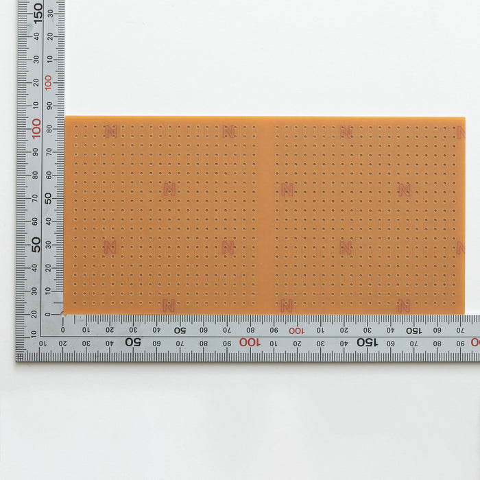 写真：※在庫限り※4mmピッチ基板（86×172×1.6t）（AT-40W(46)）：部品面