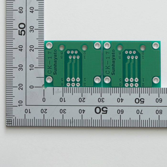 写真：モジュラー用変換基板（モジュラー66タイプ）（CK-17）：はんだ面