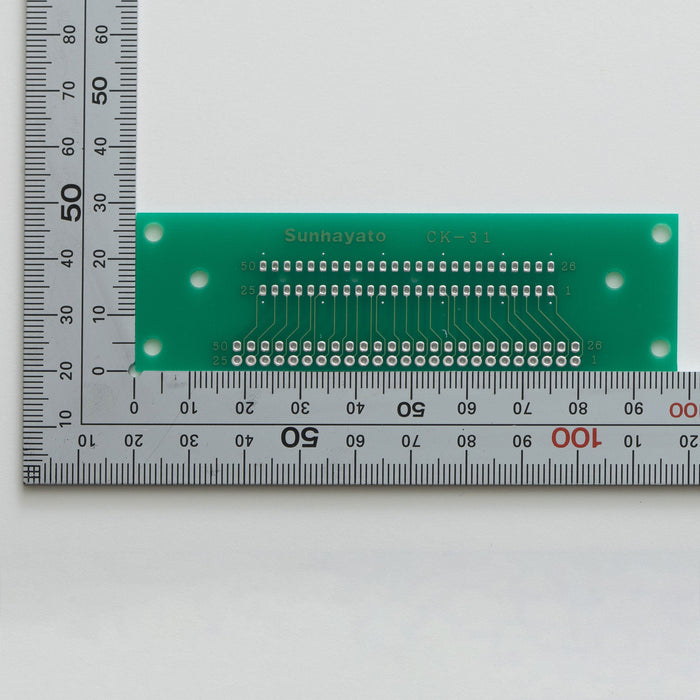 写真：コネクタ用変換基板（アンフェノールコネクタ）（CK-31）：はんだ面