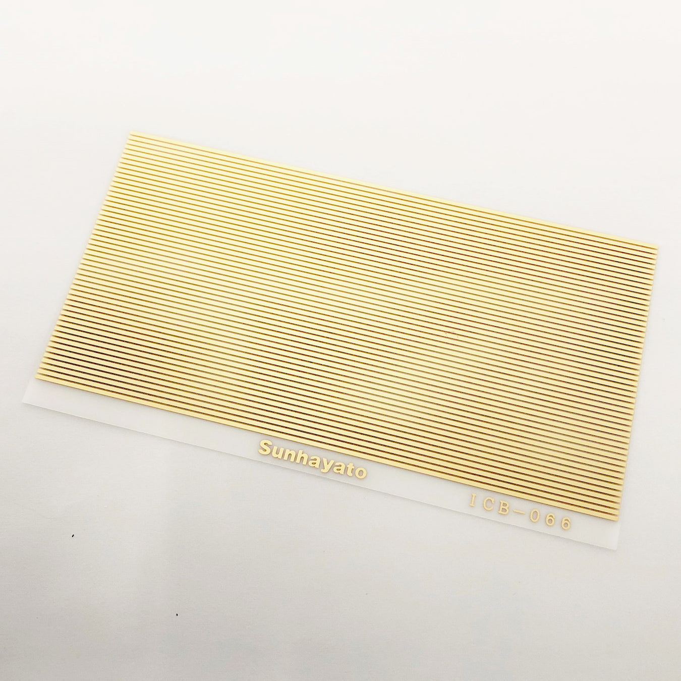 写真：※在庫限り※シール基板（1.0mmピッチ／ストレートパターン）（ICB-066）：本体外観