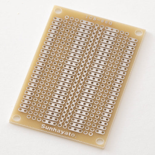 写真：小型ユニバーサル基板（ガラスコンポジット片面／47×72×1.2t）（ICB-86G）：本体外観