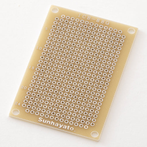 写真：小型ユニバーサル基板（ガラスコンポジット片面／47×72×1.2t）（ICB-88G）：本体外観