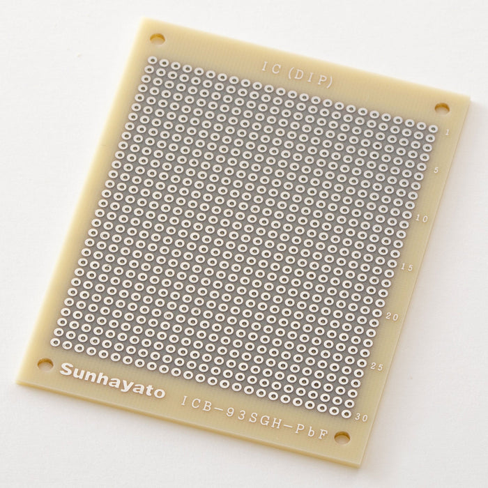 写真：小型ユニバーサル基板（鉛フリー基板両面／72×95×1.6t）（ICB-93SGH-PbF）：本体外観