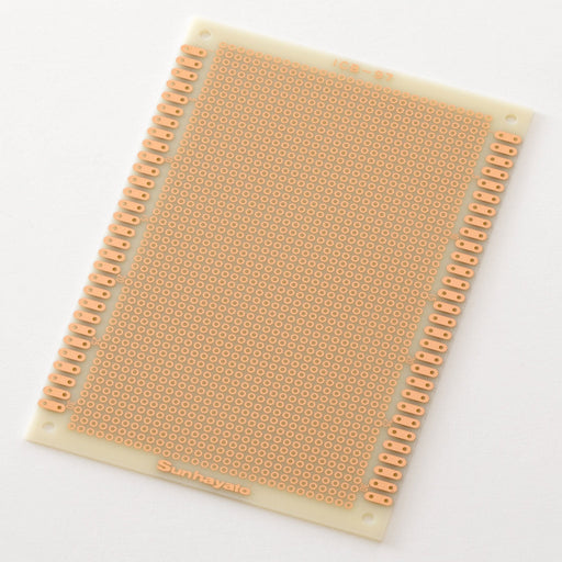 写真：ユニバーサル基板（ガラスコンポジット片面／95×138×1.2t）（ICB-97）：本体外観