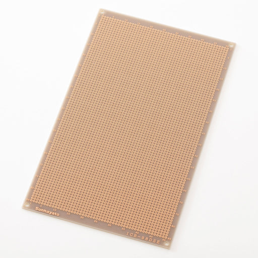 写真：ユニバーサル基板（ガラスコンポジット両面／137×232×1.6t）（ICB-98DSE）：本体外観