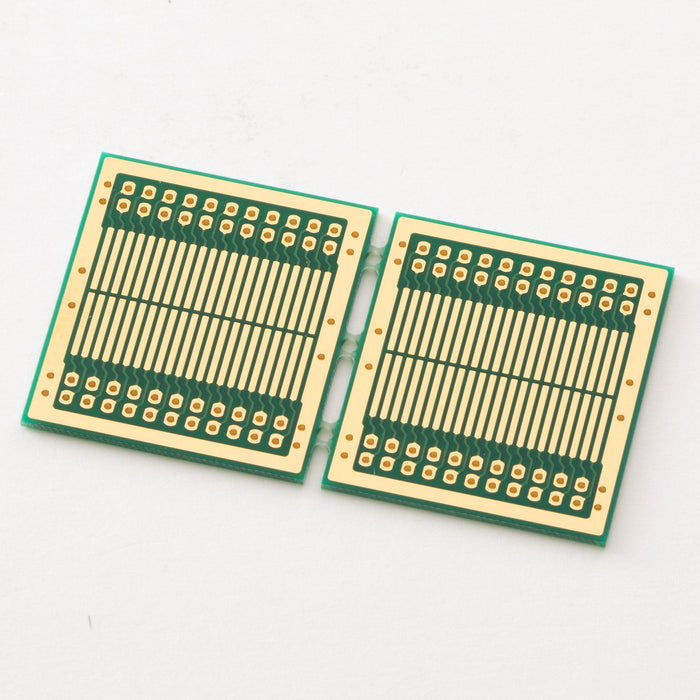 写真：SOP IC変換基板（1.27mmピッチ／Max.44ピン）（SSP-121）：本体外観