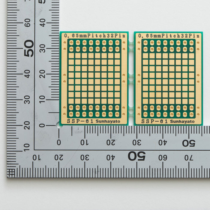 写真：SOP IC変換基板（0.65mmピッチ／Max.32ピン）（SSP-61）：はんだ面