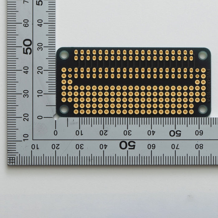 写真：Raspberry Pi用ユニバーサル基板（UB-RPI03）：部品面