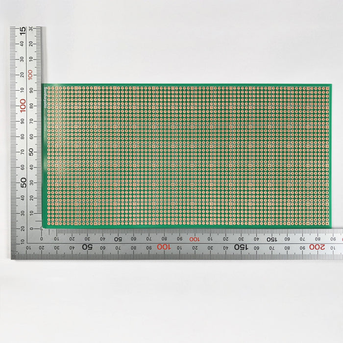 写真：薄型ユニバーサル基板（ガラスエポキシ両面／95×190×0.4t）（UB-THN04）：はんだ面