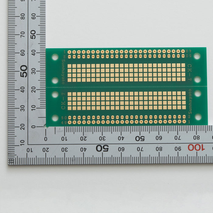 写真：SMTコネクタ変換用基板（1.0mmピッチ／50ピン）（CK-7）：はんだ面