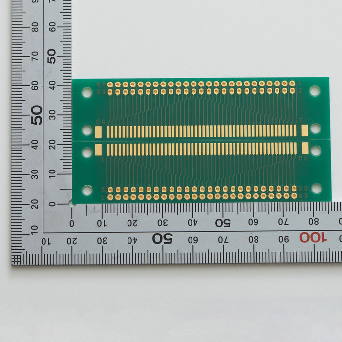 写真：SMTコネクタ変換用基板（1.27mmピッチ／50ピン）（CK-9）：部品面