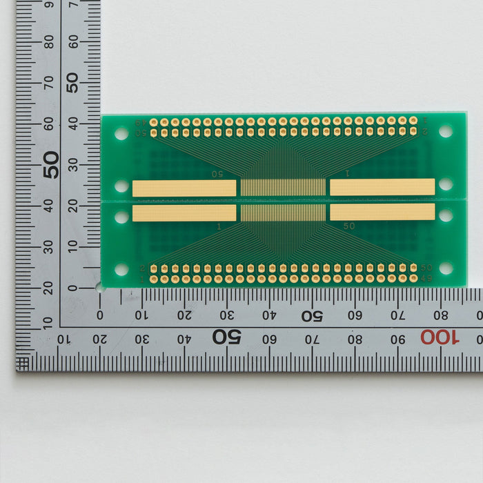 写真：SMTコネクタ変換用基板（0.4mmピッチ／50ピン）（CKS-410）：部品面