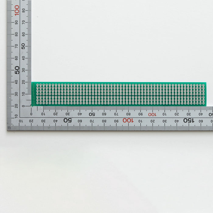 写真：DIP ICの幅変換基板（ガラスエポキシ両面／20.32×144.78×1.6t）（ICB-032）：はんだ面