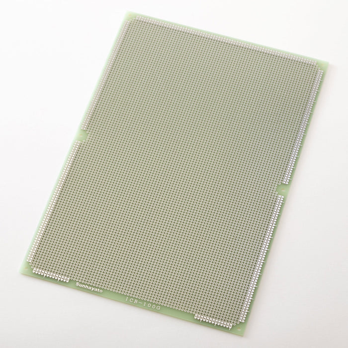 写真：ユニバーサル基板（ガラスエポキシ片面／200×300×1.6t）（ICB-100G）：本体外観