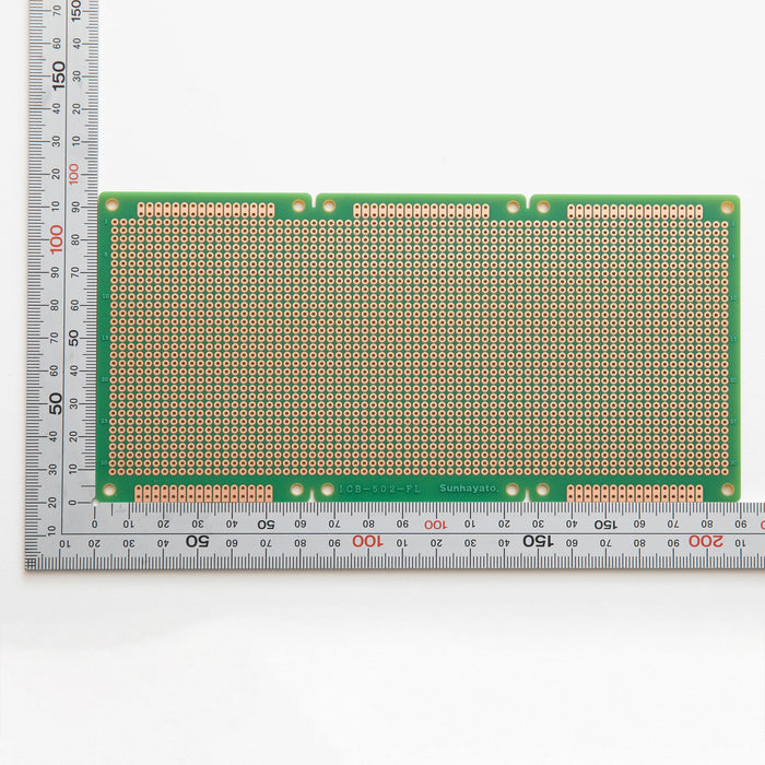 写真：ユニバーサル基板（紙フェノール片面／95×190×1.6t）（ICB-502-FL）：はんだ面