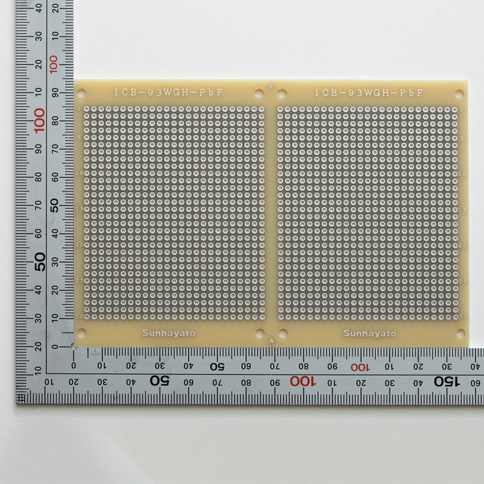 写真：小型ユニバーサル基板（鉛フリー基板両面／95×138×1.6t）（ICB-93WGH-PbF）：はんだ面