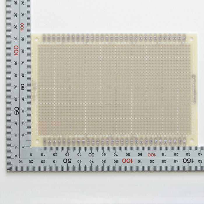 写真：ユニバーサル基板（ガラスコンポジット片面／95×138×1.2t）（ICB-97）：部品面