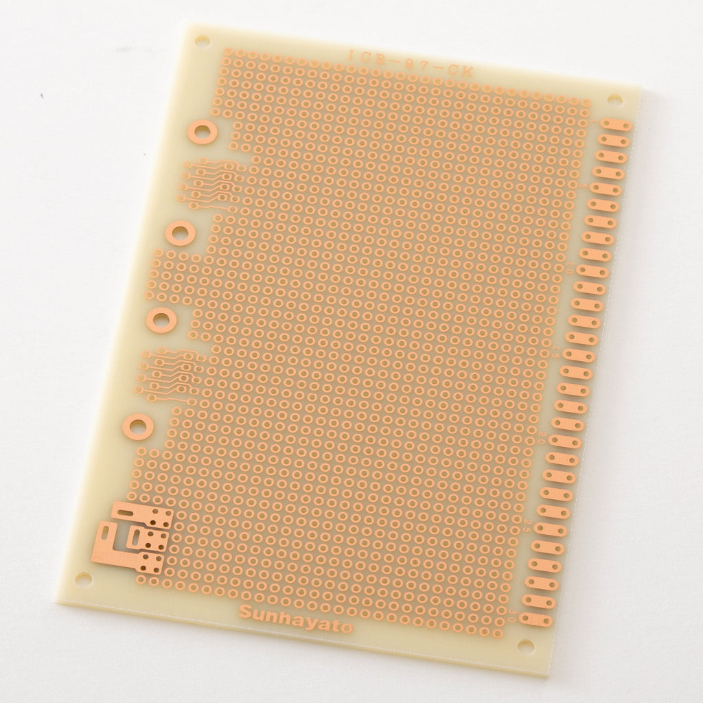 ユニバーサル基板（ガラスコンポジット片面／95×138×1.6t）（ICB-97-CK