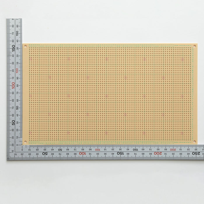 写真：※販売終了※ユニバーサル基板（紙エポキシ片面／137×232×1.6t）（ICB-98-FL）：部品面
