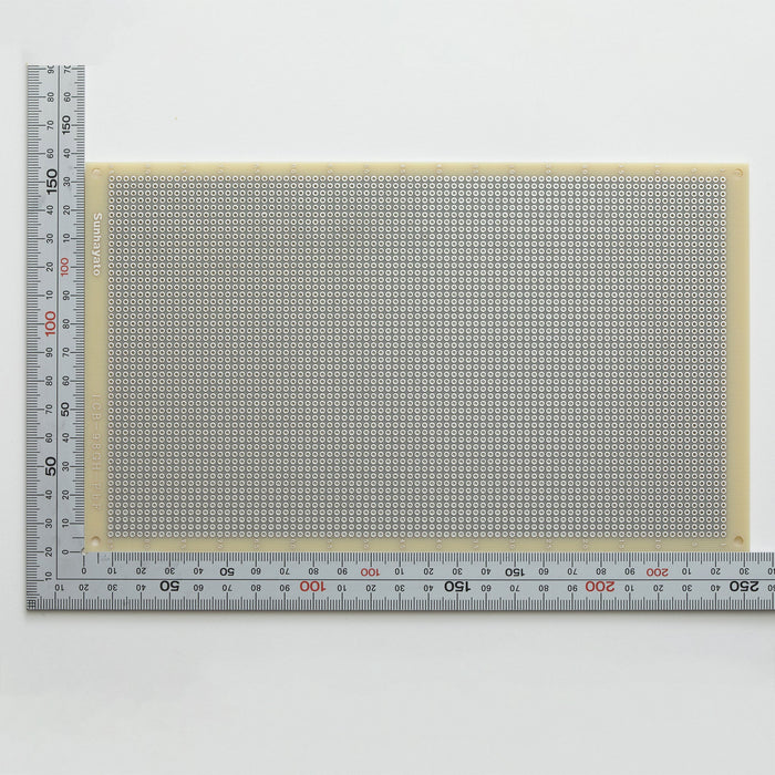 写真：ユニバーサル基板（鉛フリー基板両面／137×232×1.6t）（ICB-98GH-PbF）：はんだ面