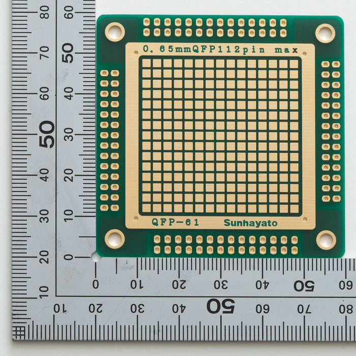 写真：QFP IC変換基板（0.65mmピッチ／40～112ピン）（QFP-61）：はんだ面