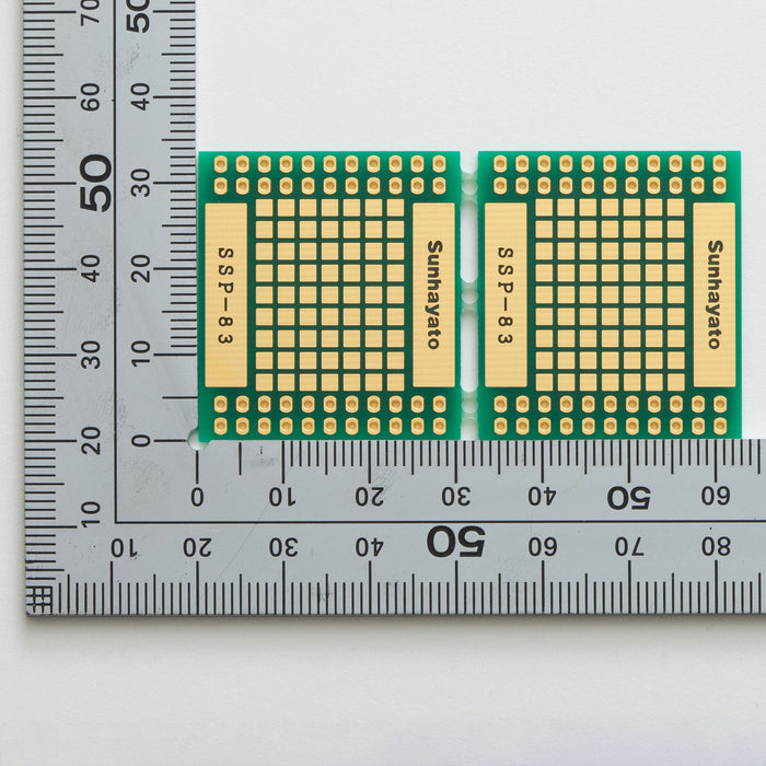 写真：SOP IC変換基板（0.8mmピッチ／Max.44ピン）（SSP-83）：はんだ面