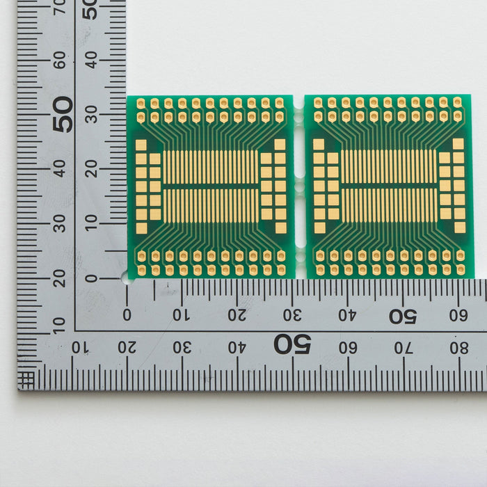 写真：SOP IC変換基板（0.8mmピッチ／Max.44ピン）（SSP-83）：部品面