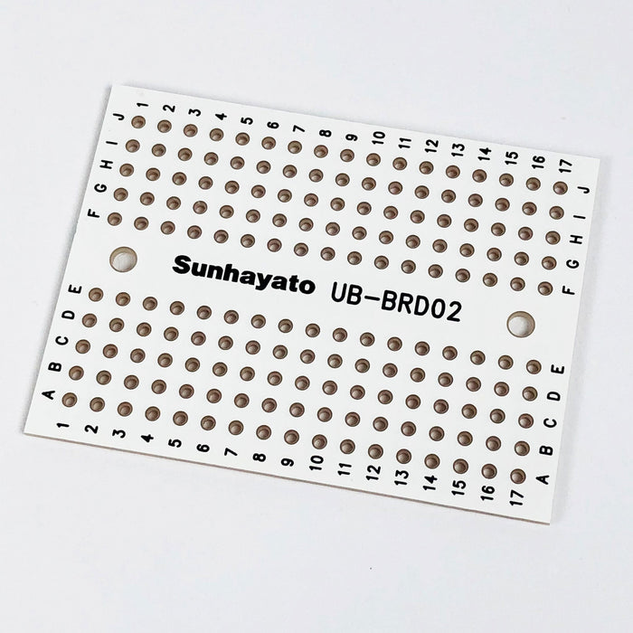 写真：ミニ・ブレッドボード互換ユニバーサル基板（UB-BRD02）：本体外観